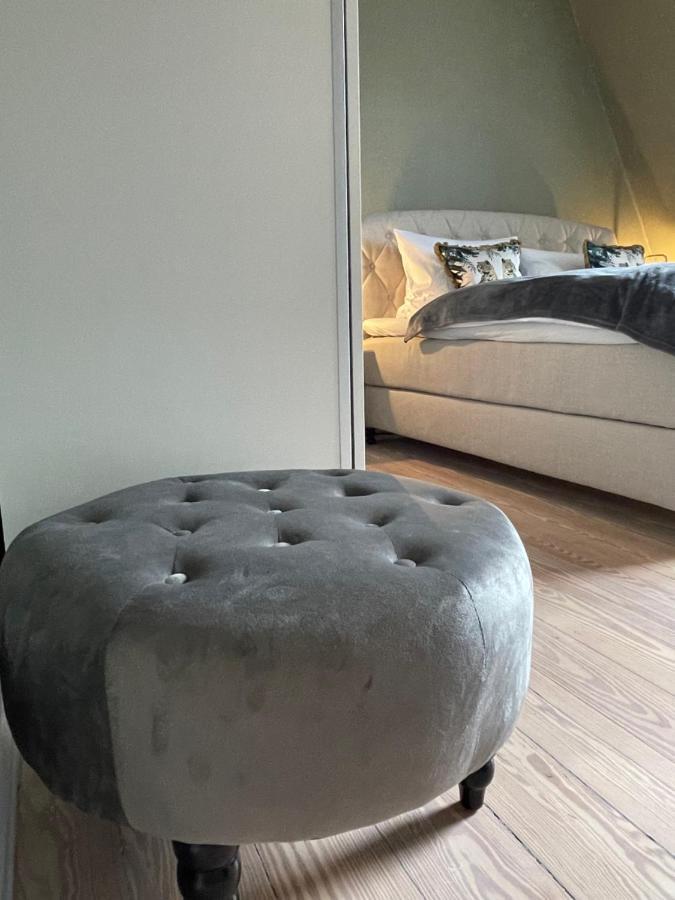 Schoene Grosse 4 Zimmer-Altbauwohnung Kiel Kültér fotó
