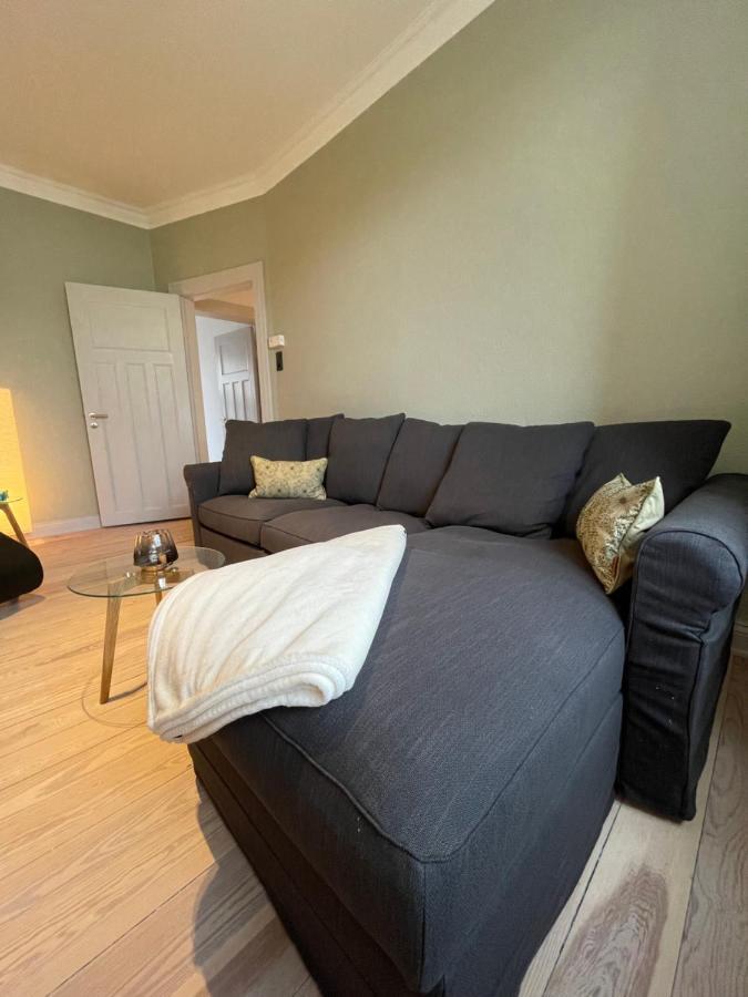 Schoene Grosse 4 Zimmer-Altbauwohnung Kiel Kültér fotó